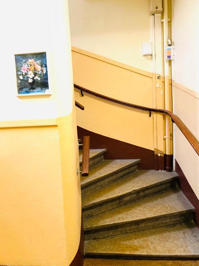 Studio Mer Gare Part Dieu Лион Экстерьер фото